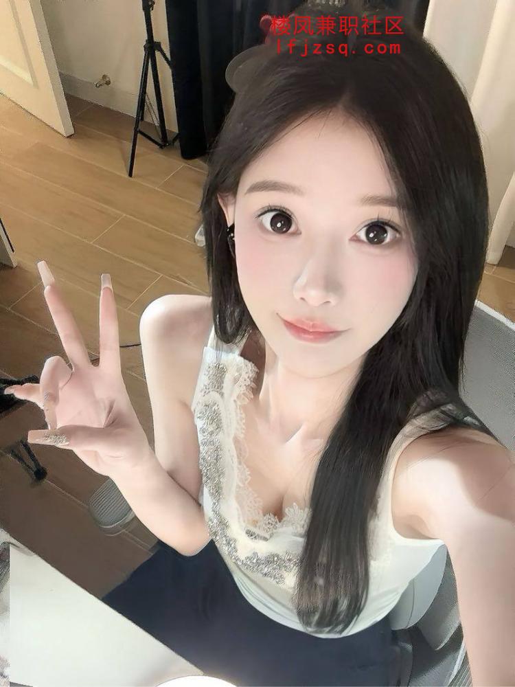 水灵会吞会舔妹子个人有公寓