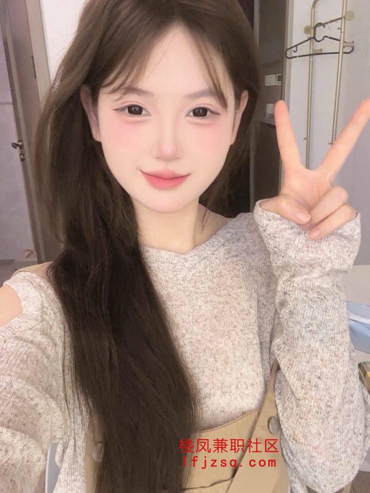 小姐姐能吸会夹个人有公寓