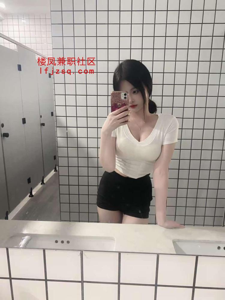 郑州少女性感长腿屁股翘翘的
