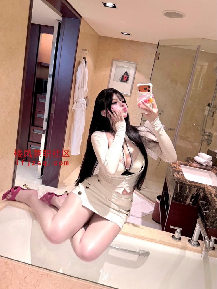 张掖御姐十足腿细臀大小白兔诱人