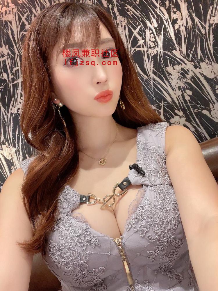 金昌诱人大长腿奶子好大骚B一枚