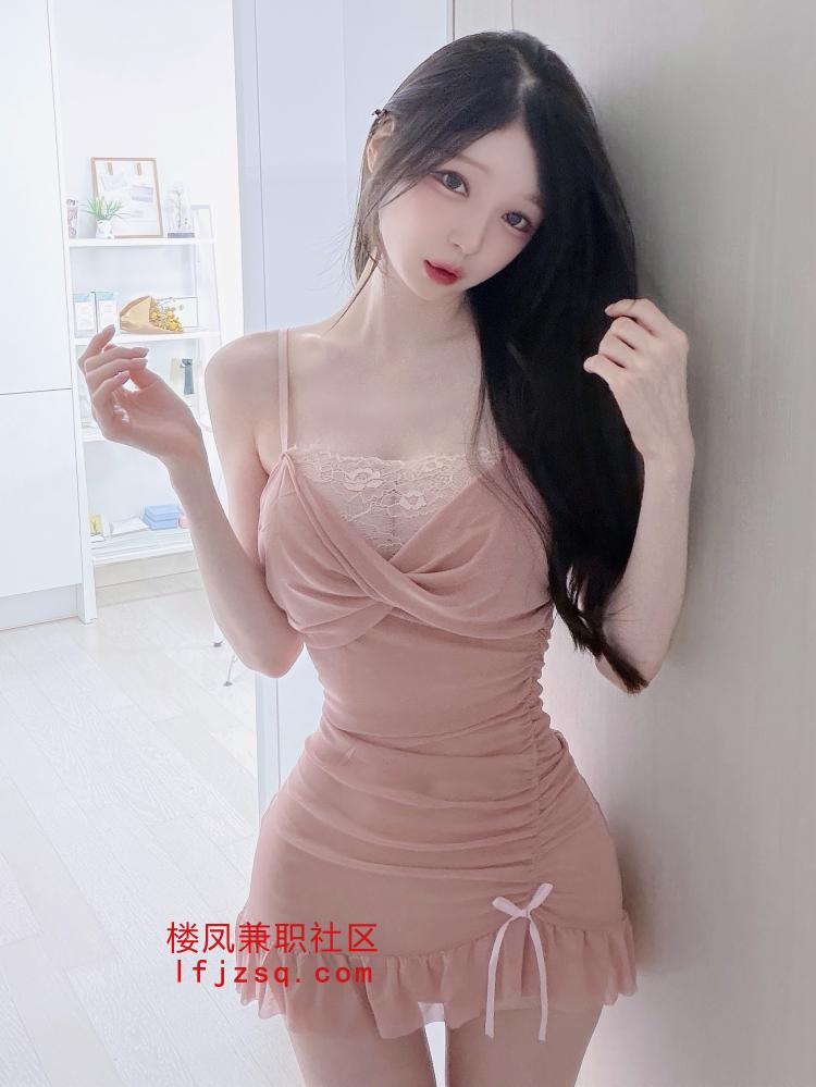 绍兴温润小嘴巨臀温热直撞浪肉发出诱人呻吟