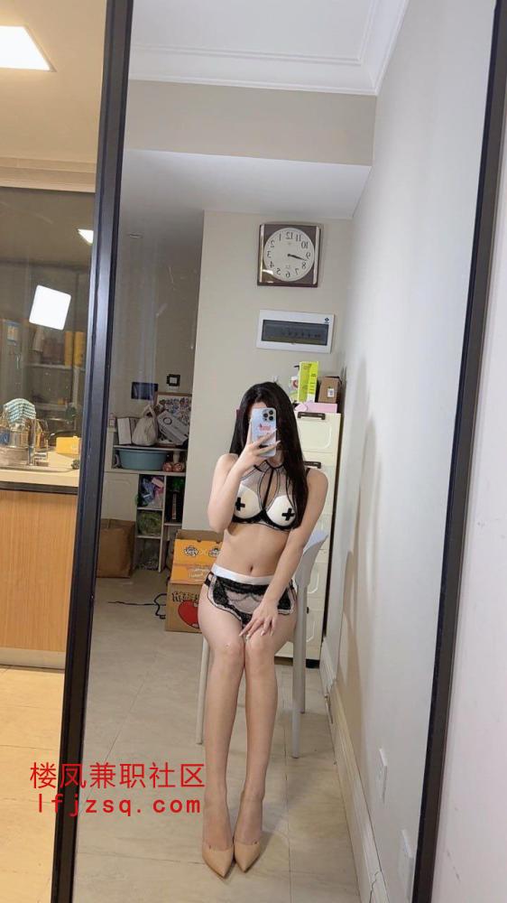 上海极品小娇妻，逼逼紧致会夹