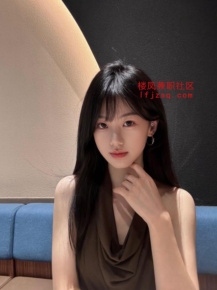 极品嫩妹甜美服务爽翻天