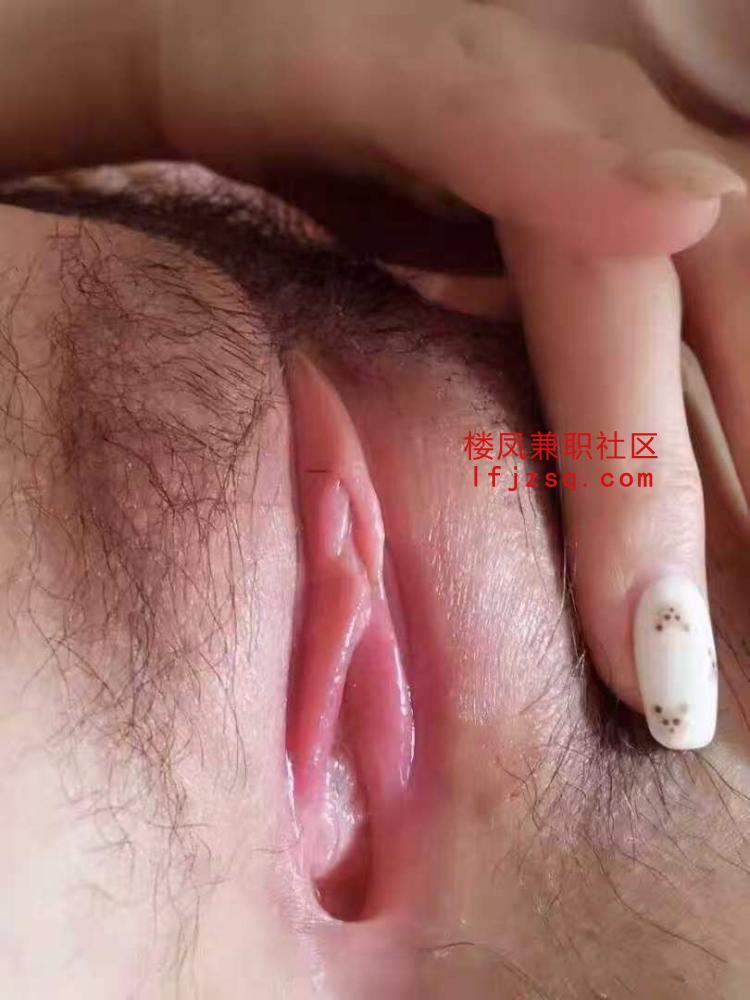 找过最清纯甜美最青春活力的学生刚破处不久好紧