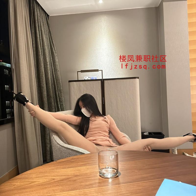 太原瑜伽老师带教室赚外快身材一流