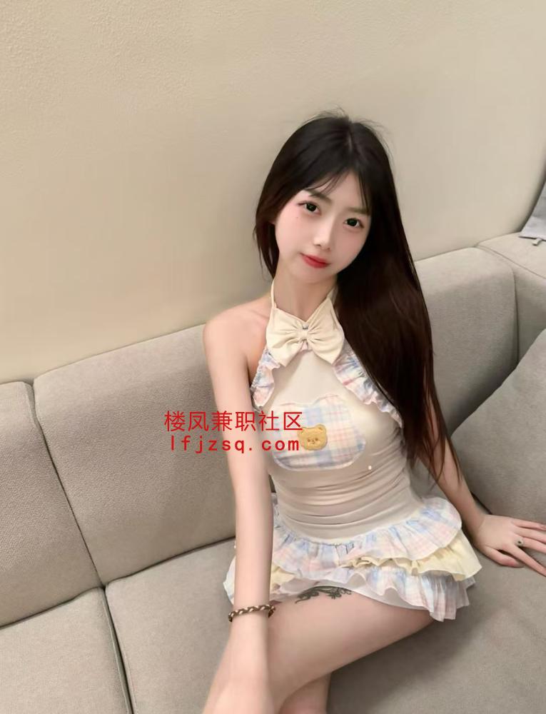 超值的性感波霸小妹妹