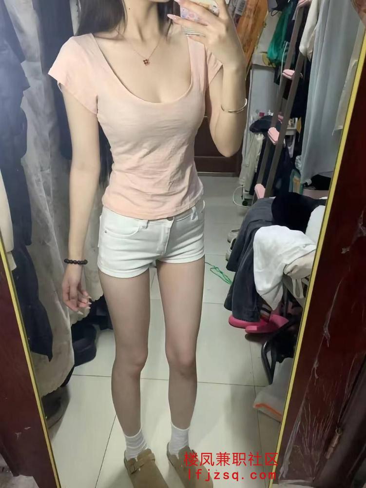 南昌市兼职妹妹三点粉嫩鲍鱼小白兔丰满超正(可外出)