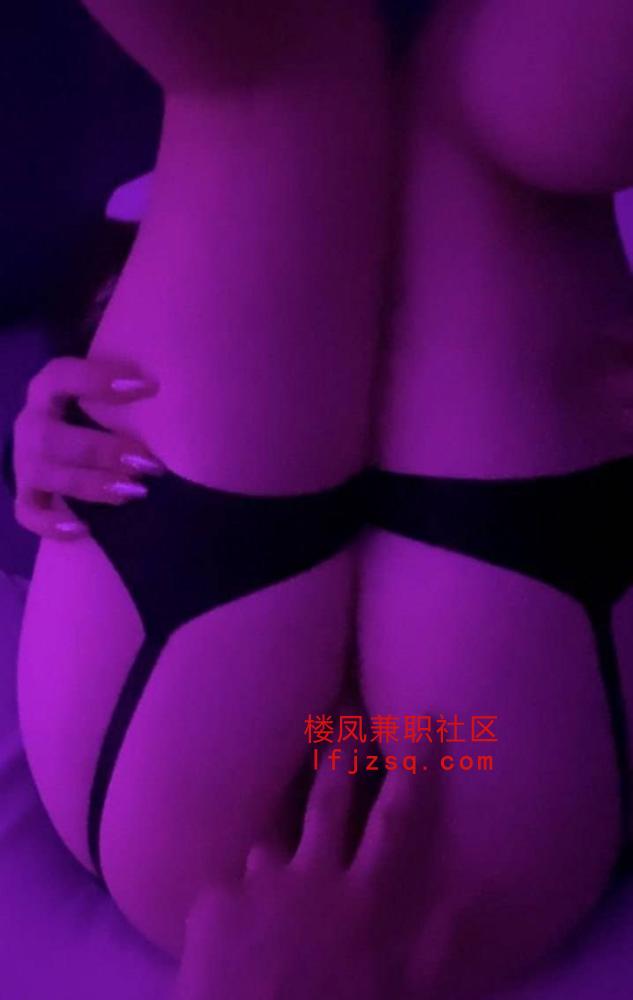 郑州在读大3️⃣学妹 白虎护士 初下海水多粉嫩逼紧