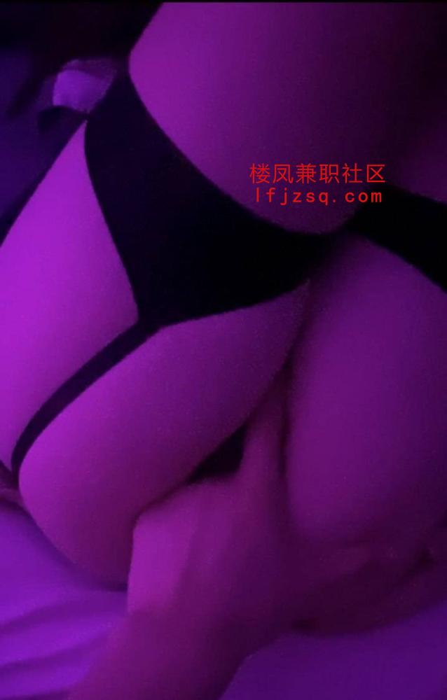 郑州在读大3️⃣学妹 白虎护士 初下海水多粉嫩逼紧
