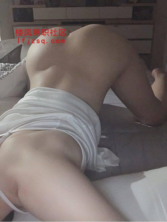 广州良家小骚逼，刚下海可内射可吃精（有体检报告）