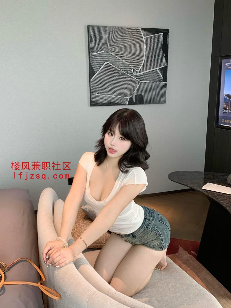 24岁下面紧致搞起来很舒服