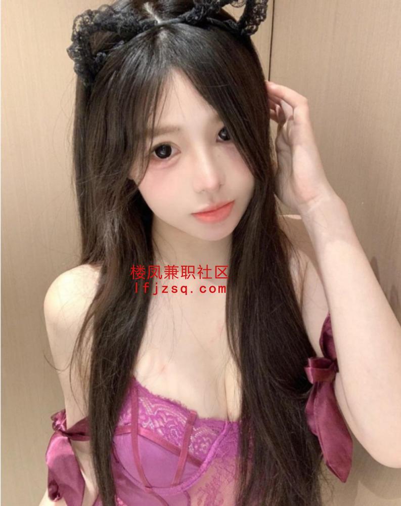 太原长腿细腰身材高挑小璐美女