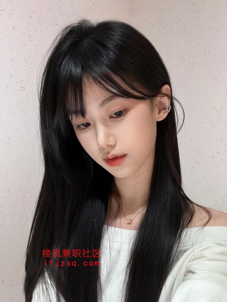清纯小嫩妹水嫩多汁馒头逼