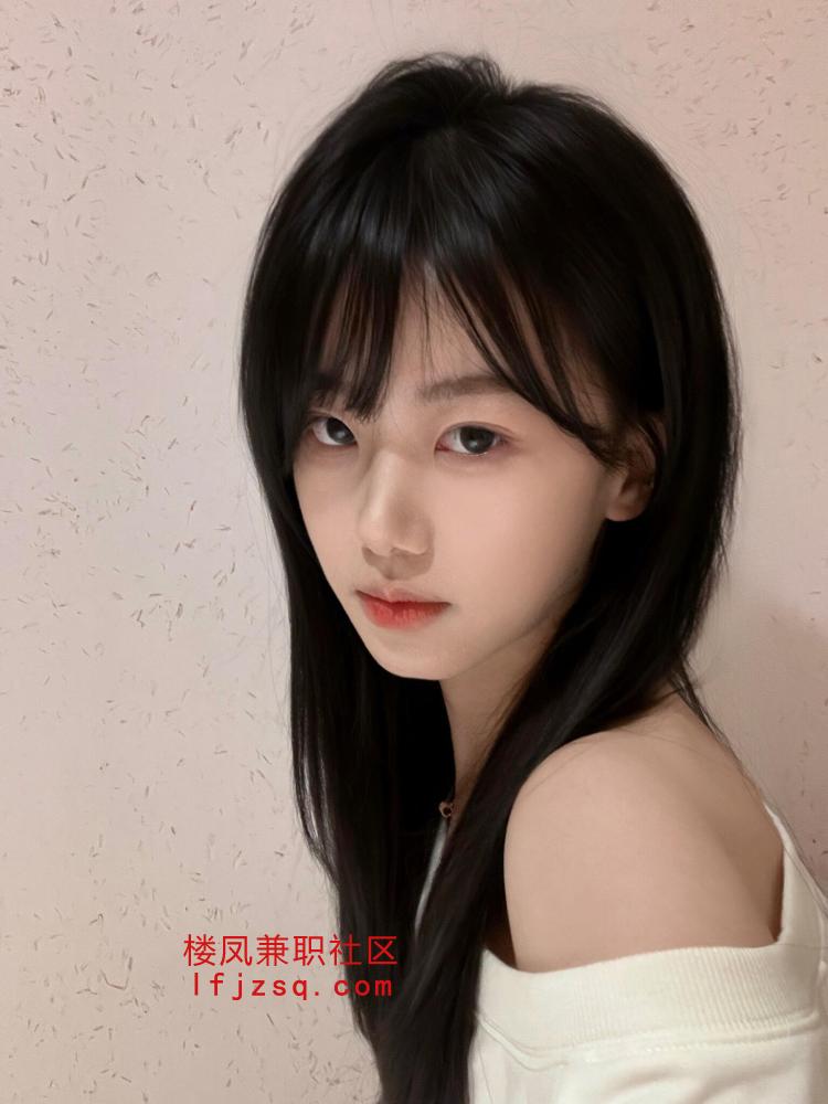 清纯小嫩妹水嫩多汁馒头逼