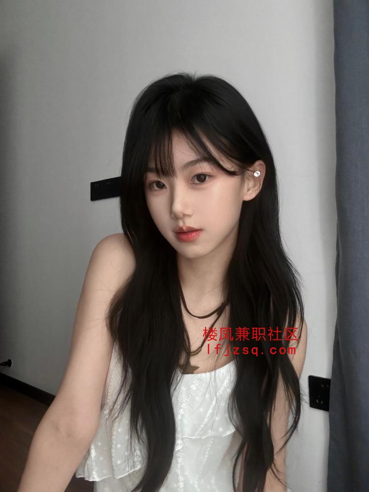 广州人照符合身材匀称超赞的美女