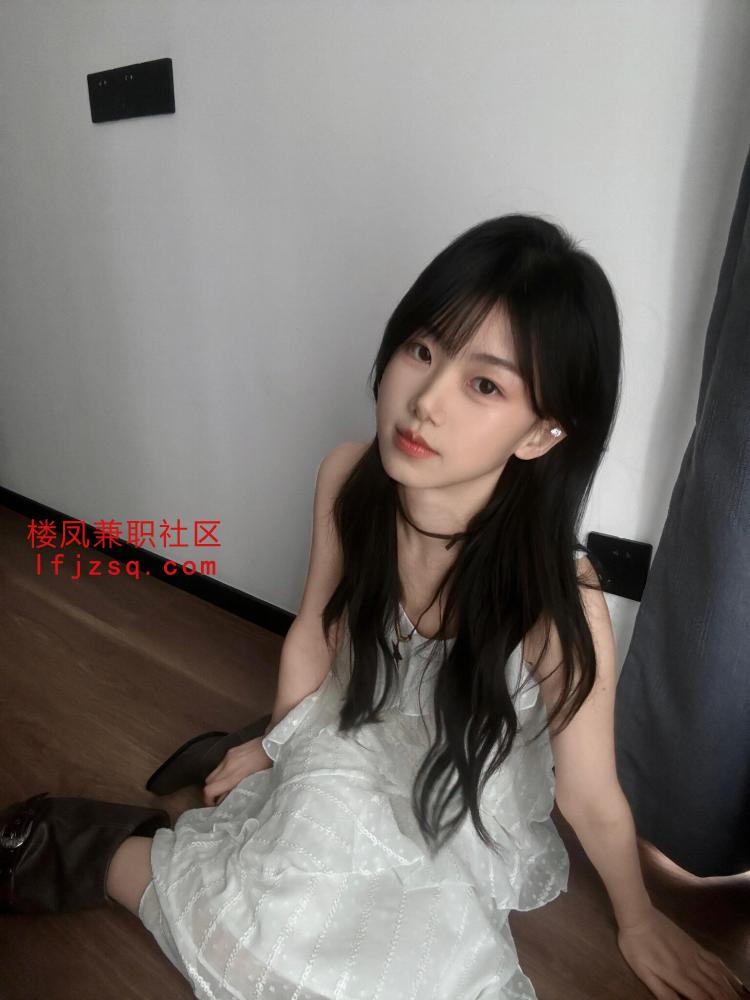 广州人照符合身材匀称超赞的美女