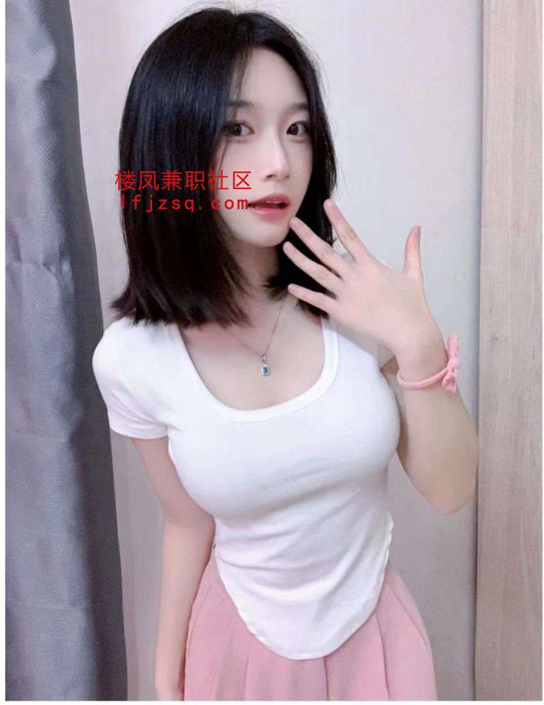 邻家大胸护士妹妹刚破处下海不久很舒服很满意