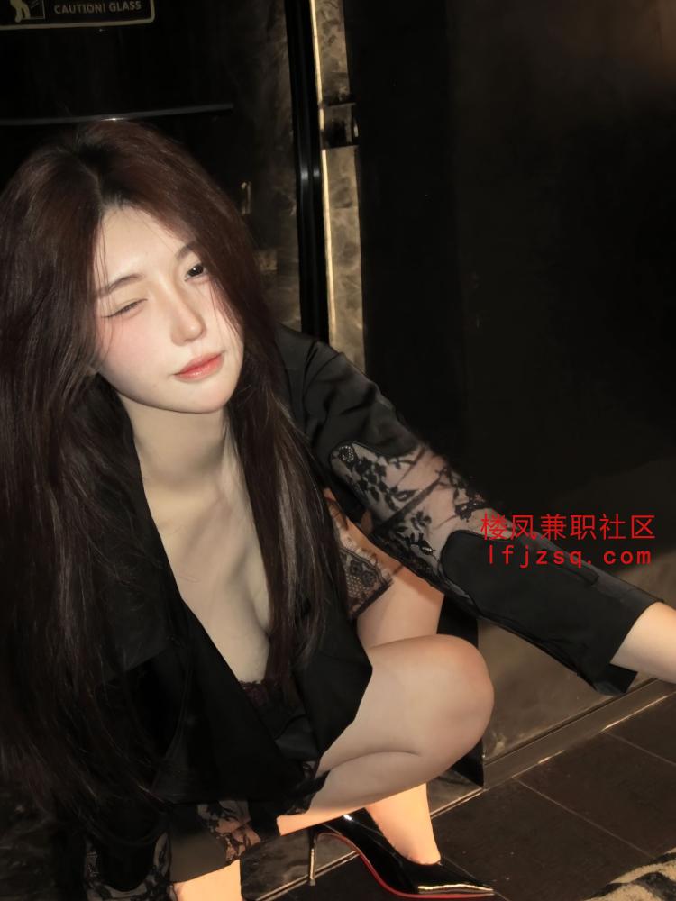文静少女敏感多水 闷骚性感