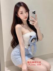 烟台高挑的身材制服诱惑很性感小舌头灵活