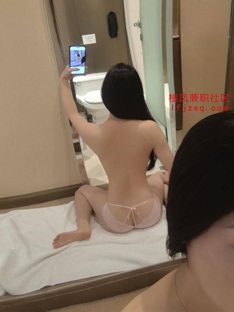 潍坊极品鲜嫩无毛鲍兼职小妹