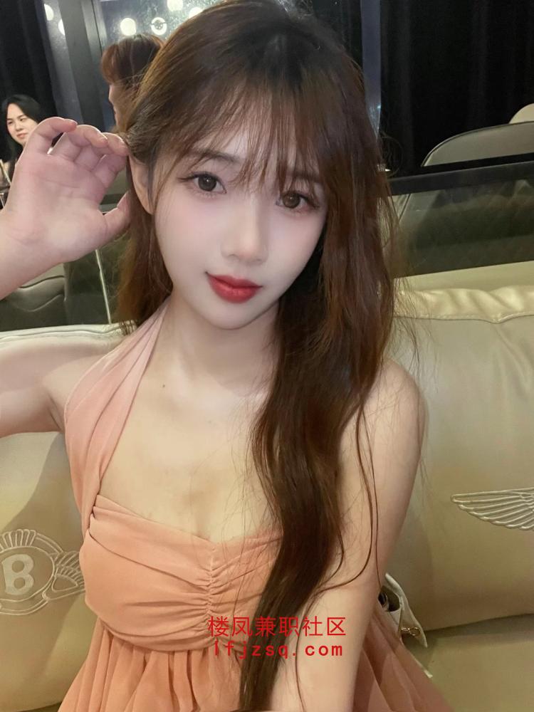 清纯甜美女大兼职