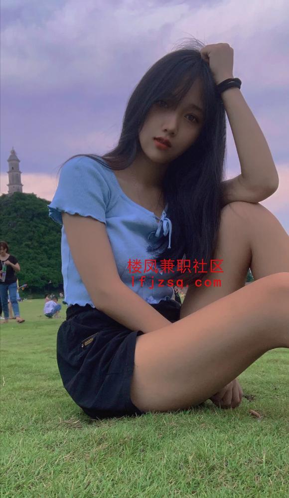 清纯甜美邻家个人兼职小妹