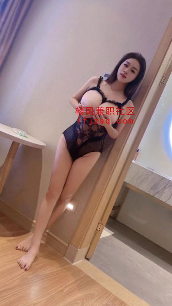 桩起来很爽很润服务系少妇