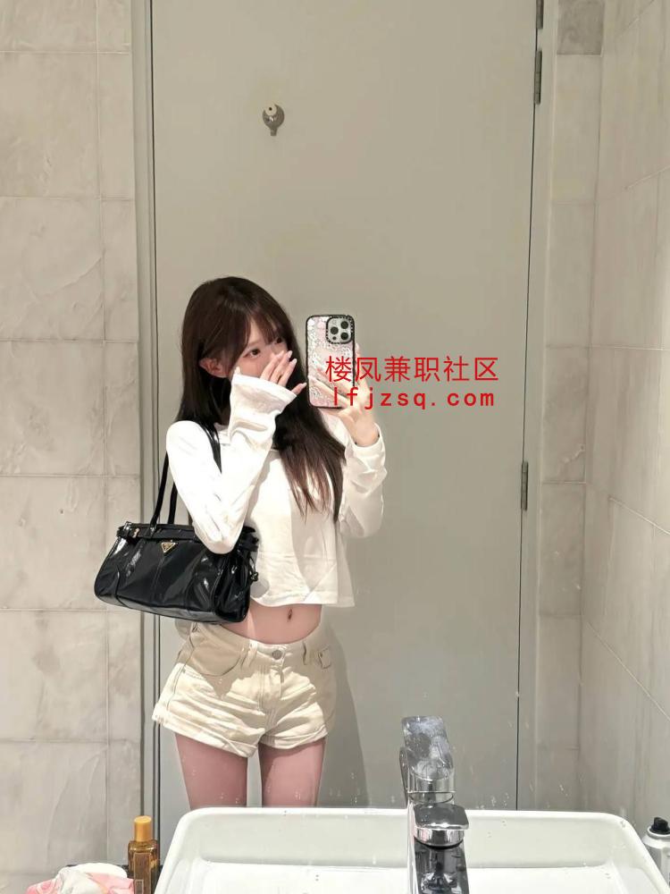 昆明享受风骚肥臀俏乳叫姐姐lf