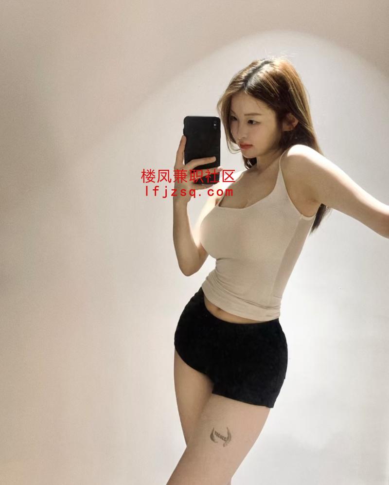 自聊自做粉嫩大奶小少妇