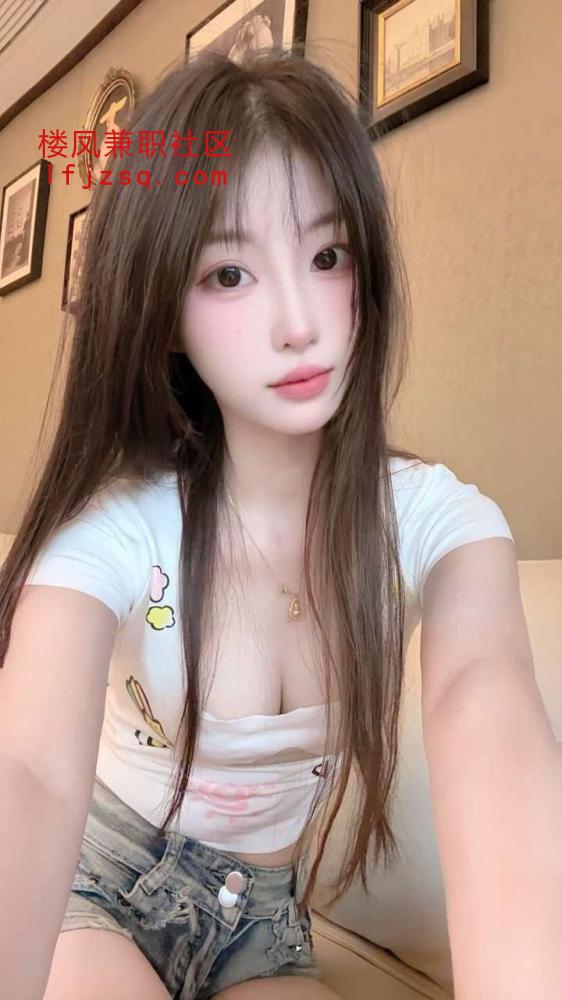 郑州肤白貌美性感美乳小妹妹