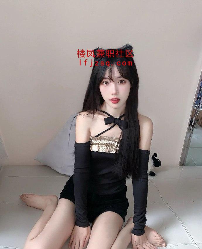 福州性感多汁粉鲍美女老师