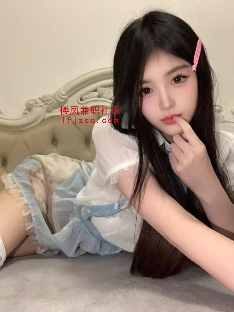 超甜美纯欲学生萝莉刚破处下海不久很紧又粉嫩