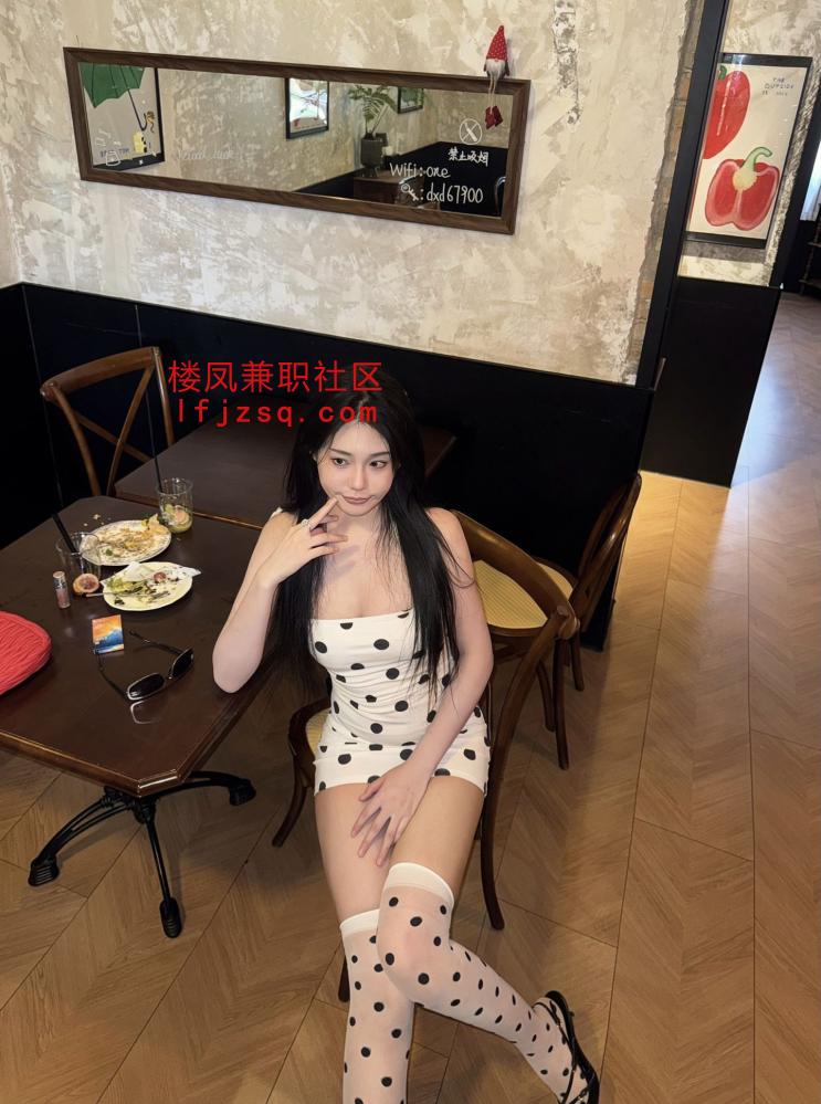 练瑜伽气质纯欲好甜好紧好粉嫩 