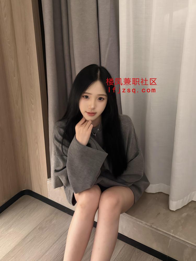 长腿大胸御姐