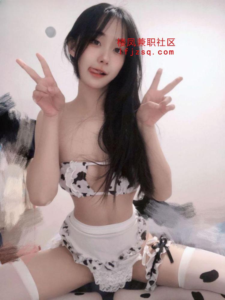 重庆丰乳肥臀天花板反差婊00后小姐姐