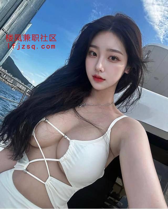 郑州05后小妹下海兼职，粉嫩多汁前凸后翘蜜桃臀