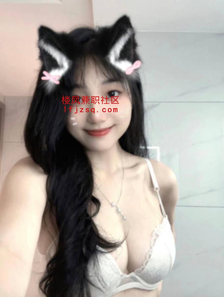 三亚极品鲍鱼嫩妹蝴蝶逼逼听话配合晚上外出