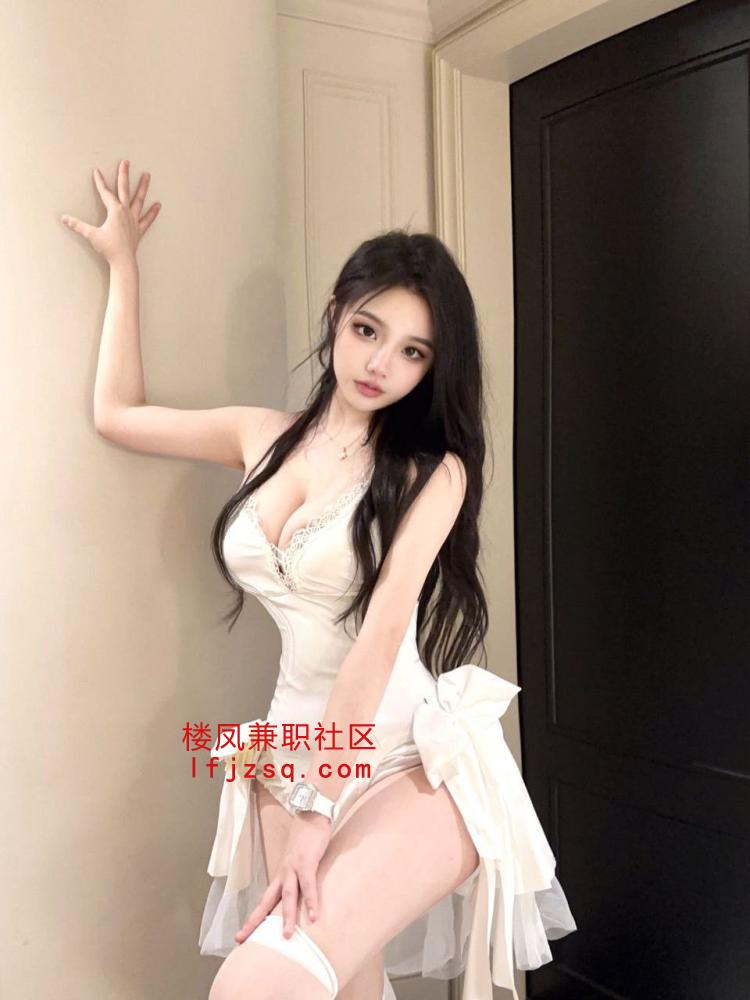 常州肥臀骚货白虎嫩逼多汁易高潮