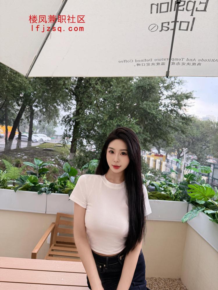 小辣妹性感丰满个人兼职