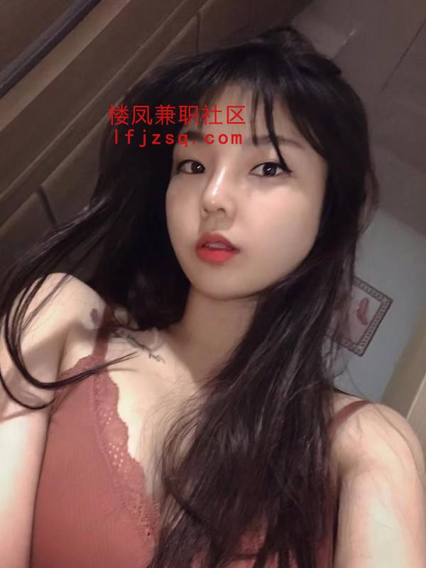 热情风骚大胸妹子口活一流