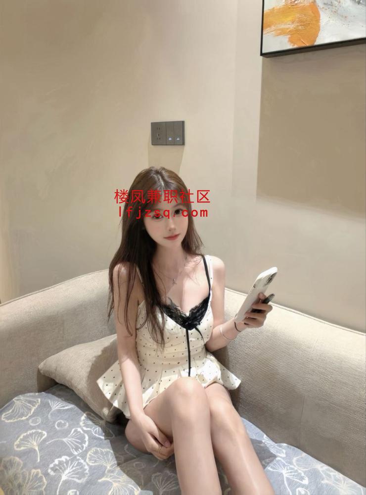 哈尔滨三点粉嫩颜值嫩小洋洋