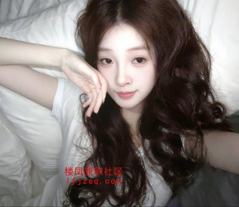 兰州非常好的娇小玲珑肤白大胸妹子包夜