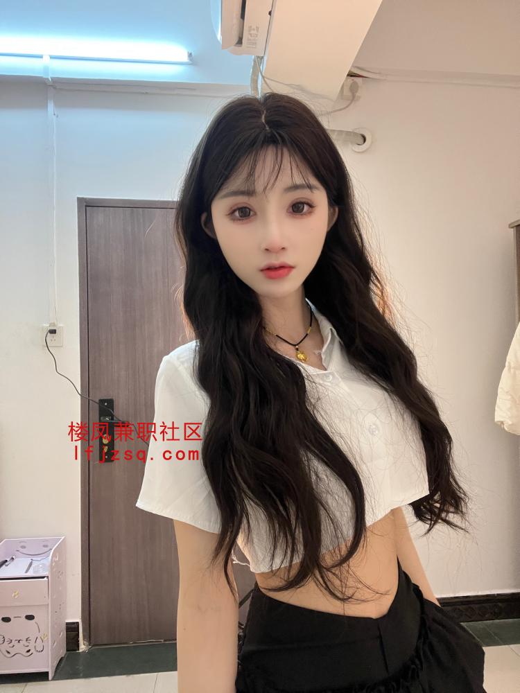 清纯小姐姐白嫩水润会玩