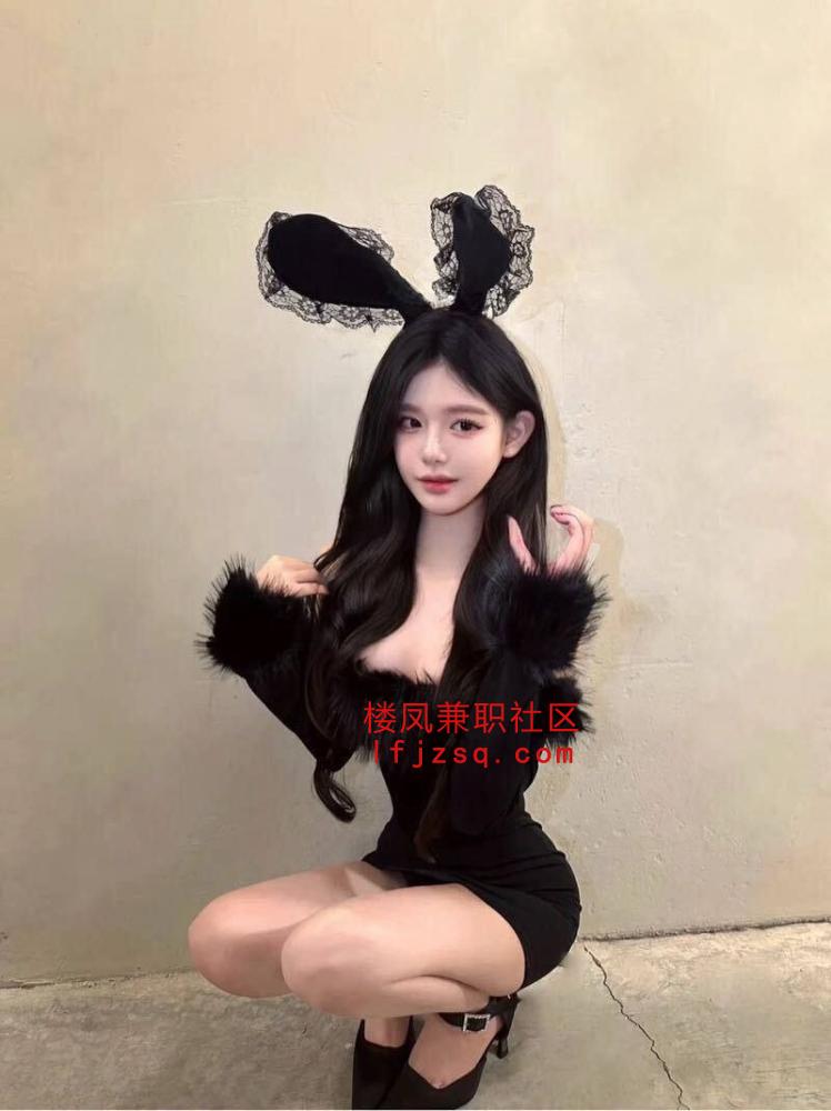 河池非常好的丰满翘臀老师口活好