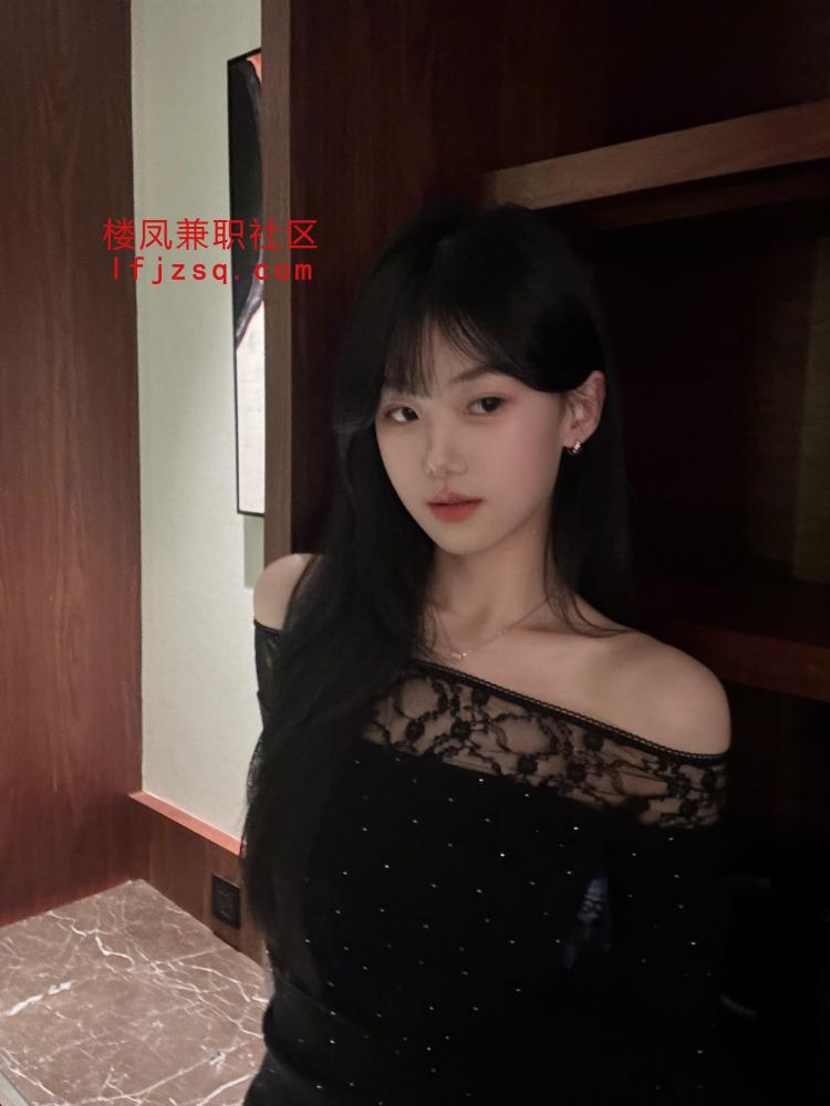 年轻极品妹妹全程爽翻很听话