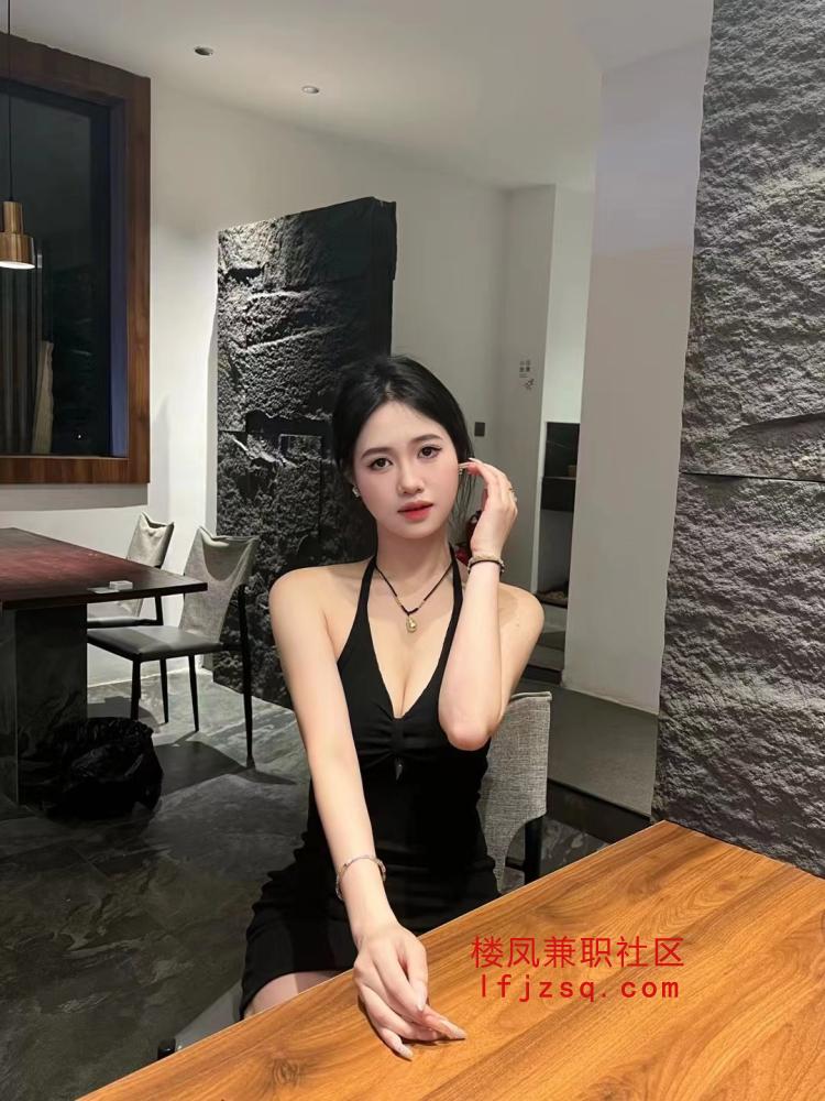 丰台高颜值大胸黑丝御姐