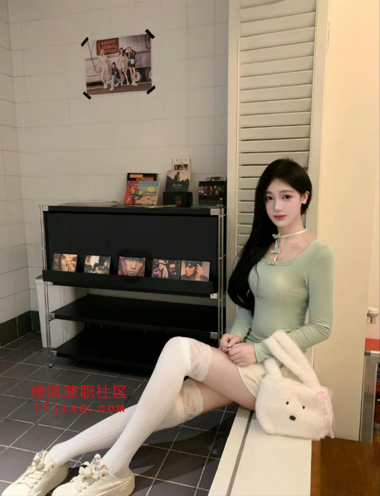 北京 清纯学生妹下海兼职粉嫩鲍超多汁(可外出)
