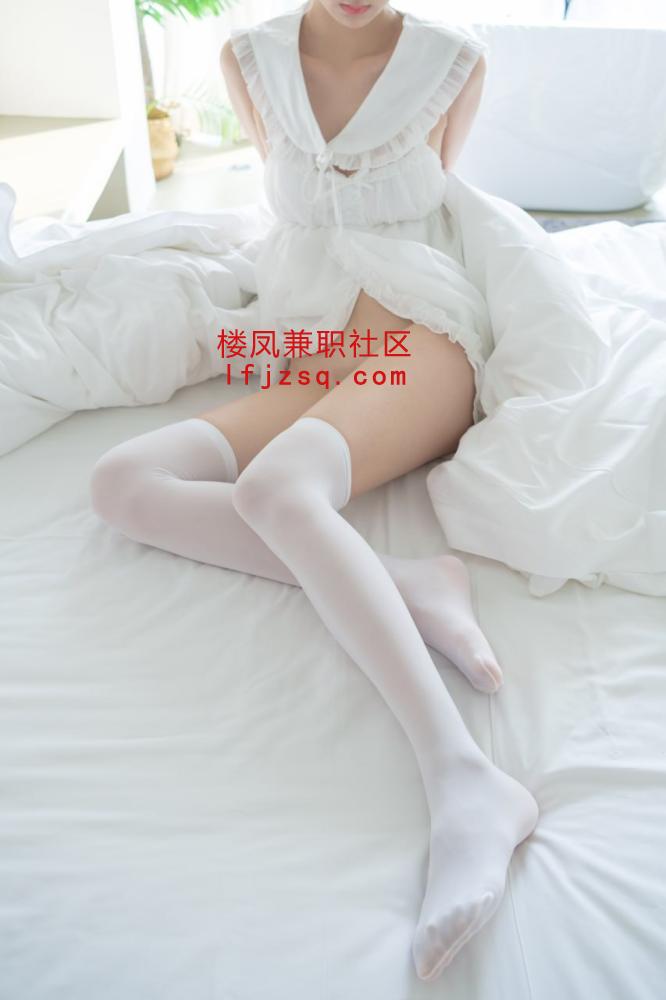 邢台天然巨乳美鲍小喷泉汁多可甜可盐