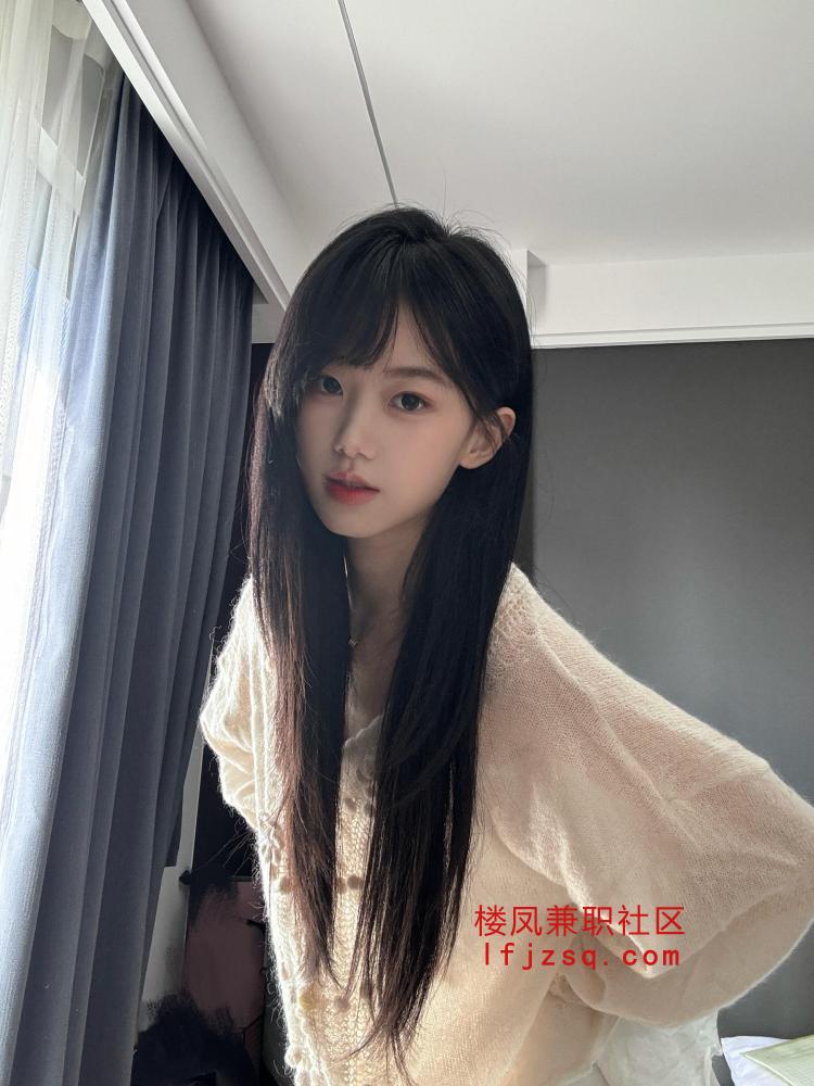 兼职清纯小妹床上反差大 全是水